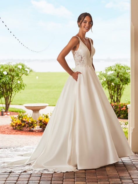 Adrianna Papell 40406 Exposed Back V-Neck Wedding Gown