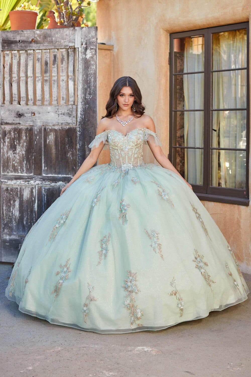 Ball gown for petite size hotsell