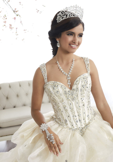 wedding dresses with pickups