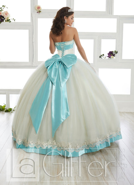 La glitter designers quinceanera hot sale dresses