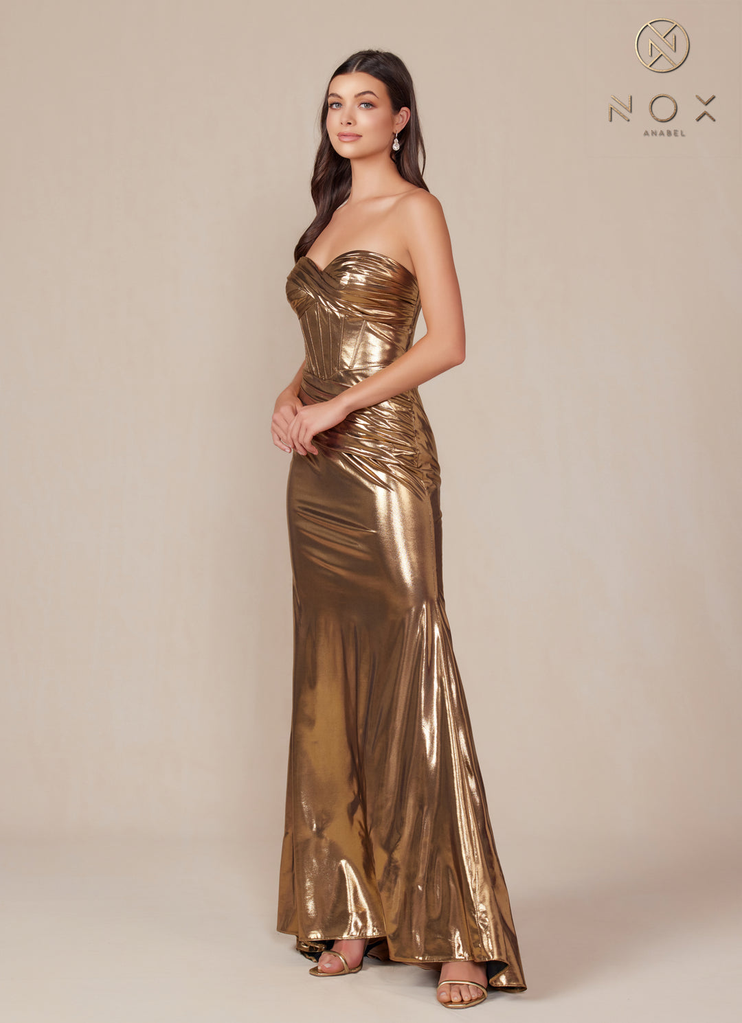 Metallic Fitted Strapless Gown by Nox Anabel T1499